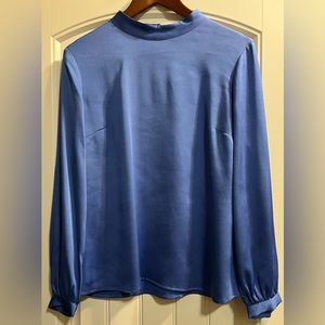 Banana Republic blue blouse. Size Small.